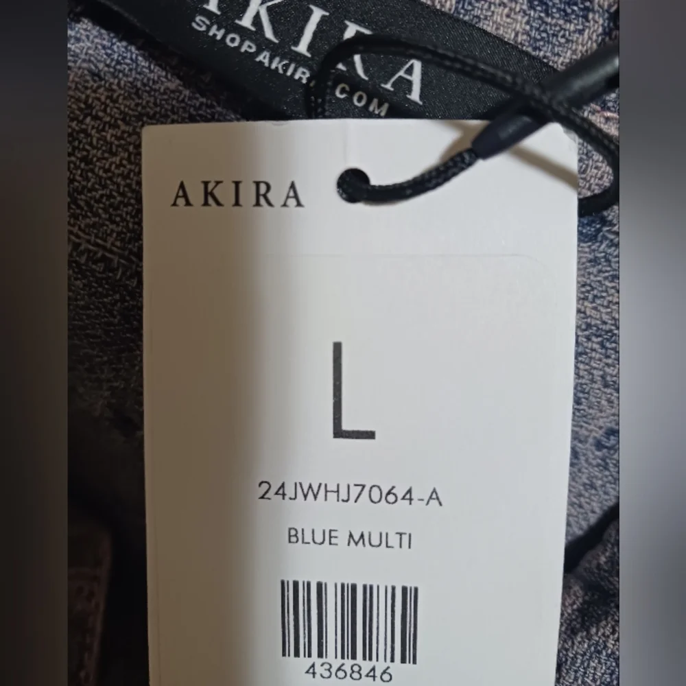 AKIRA Button Down Top/Shacket - Picture 8 of 8